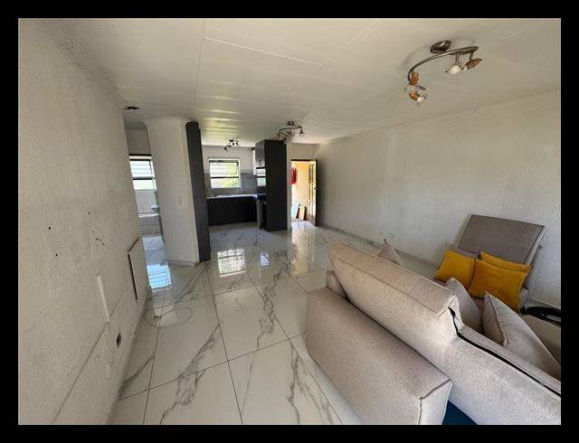 1 BEDROOM CLUSTER FOR SALE IN TERENURE